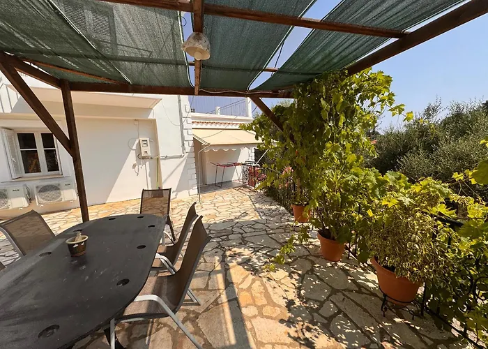 Apartament Zmarias Perachori